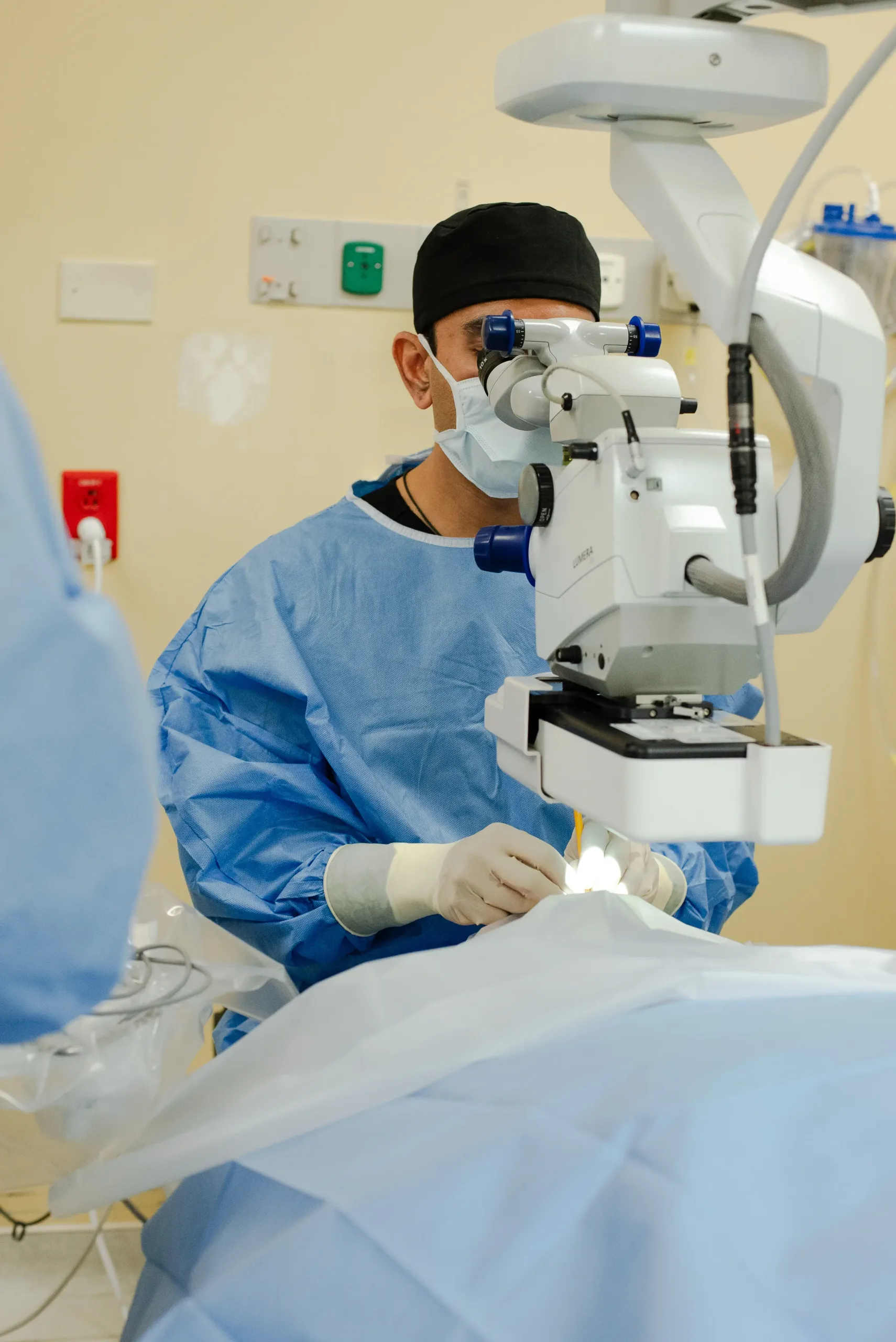 Dr Patel performing cataract surgery